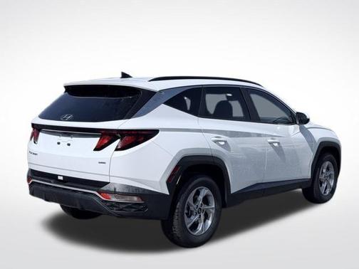 White Pearl 2024 Hyundai TUCSON SEL