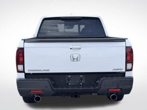 Platinum White Pearl 2023 Honda Ridgeline RTL-E