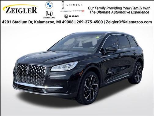 Infinite Black Metallic 2024 Lincoln Corsair Reserve