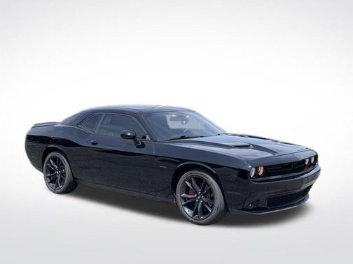 Pitch Black Clearcoat 2018 Dodge Challenger R/T