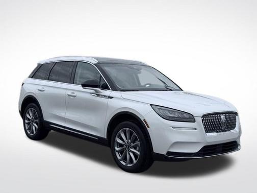 Pristine White 2022 Lincoln Corsair Standard