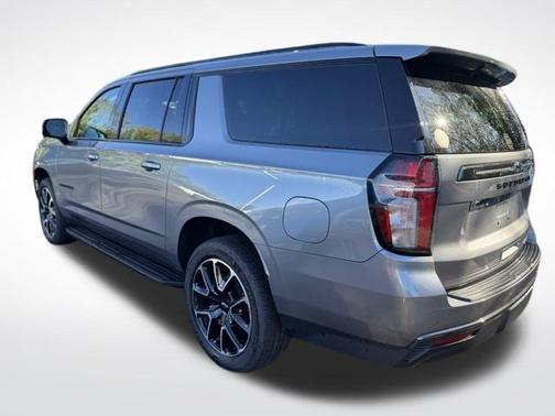 2021 Chevrolet Suburban RST
