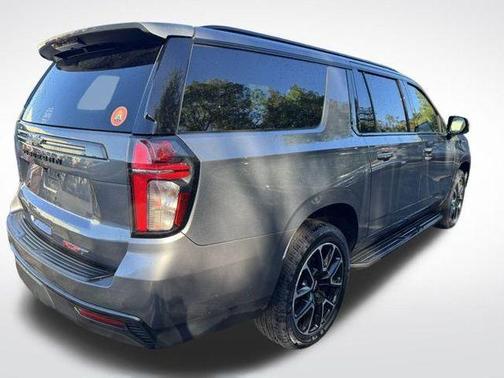 2021 Chevrolet Suburban RST