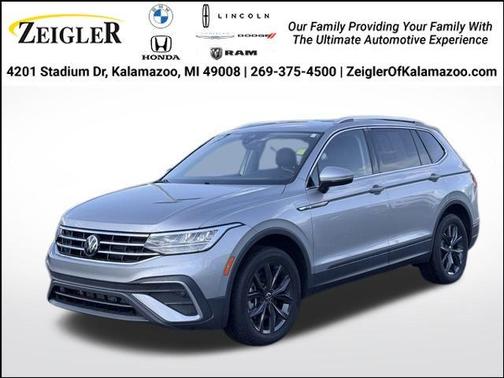 Pyrite Silver Metallic 2024 Volkswagen Tiguan 2.0T SE