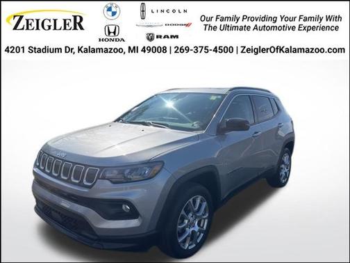 2022 Jeep Compass Latitude Lux