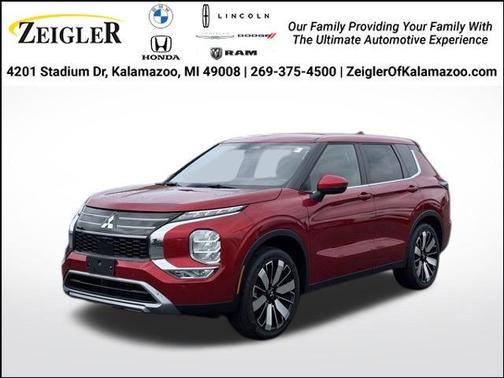 Diamond Red 2025 Mitsubishi Outlander SE