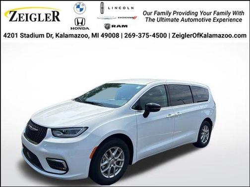 2024 Chrysler Pacifica Touring-L