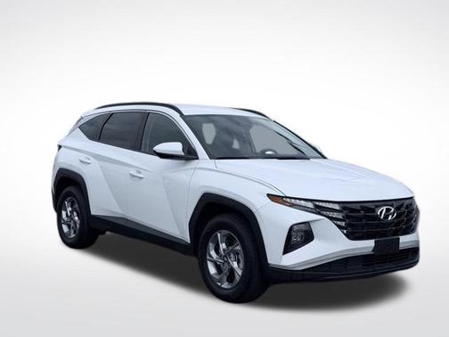 White Pearl 2024 Hyundai TUCSON SEL