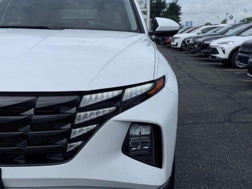 White Pearl 2024 Hyundai TUCSON SEL