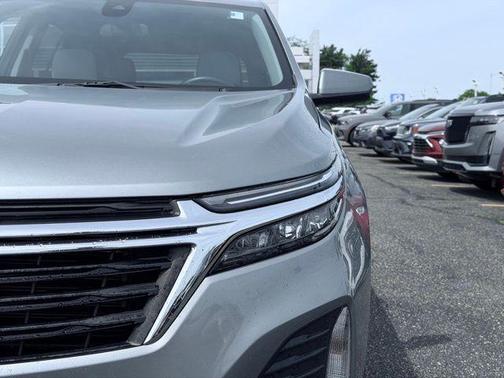 Sterling Gray Metallic 2023 Chevrolet Equinox 1LT