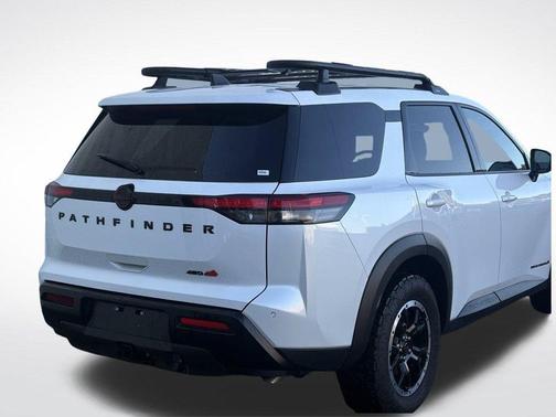 Pearl 2026 Nissan Pathfinder Rock Creek