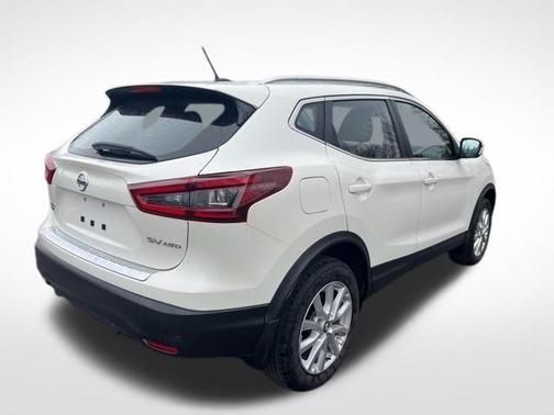 2021 Nissan Rogue Sport SV