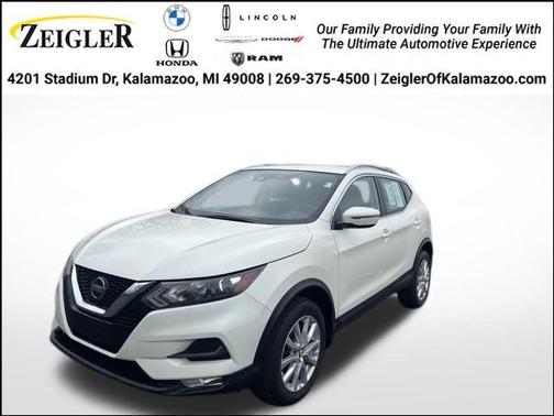 2021 Nissan Rogue Sport SV