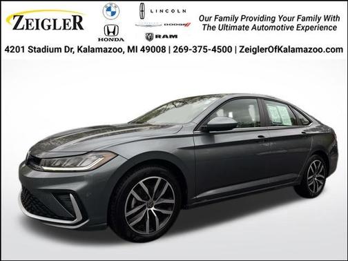 2025 Volkswagen Jetta 1.5T SE