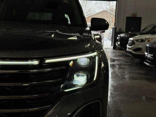 2025 Volkswagen Atlas 2.0T SE