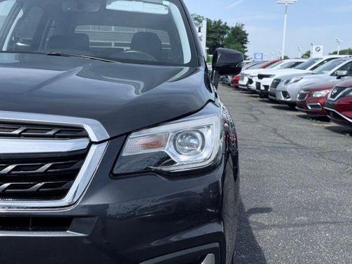 Dark Gray Metallic 2017 Subaru Forester 2.5i Touring