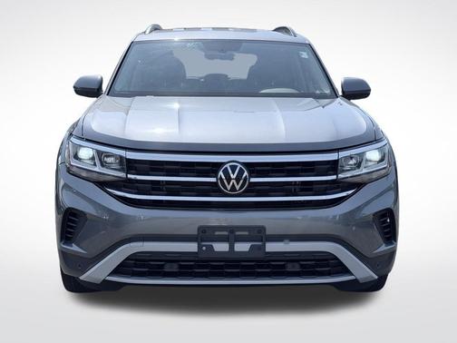 Platinum Gray Metallic 2021 Volkswagen Atlas 3.6L SE w/Technology