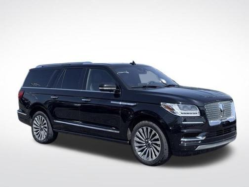 Black Metallic 2019 Lincoln Navigator L Reserve