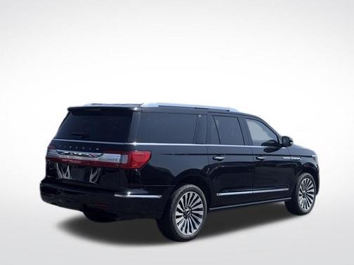 Black Metallic 2019 Lincoln Navigator L Reserve