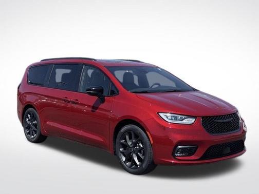 Red 2025 Chrysler Pacifica Limited