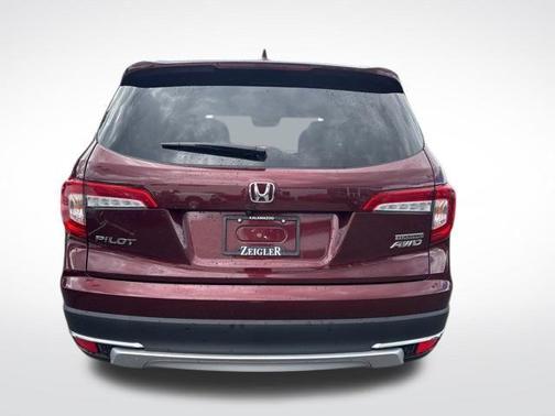 2022 Honda Pilot Touring 8-Passenger