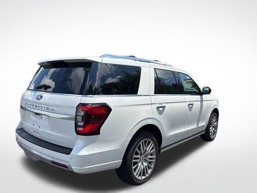 2022 Ford Expedition Platinum
