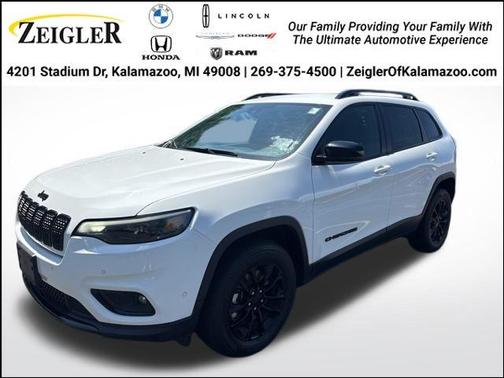 2023 Jeep Cherokee Altitude Lux