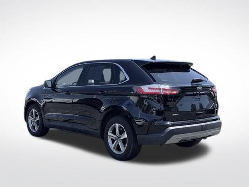 Agate Black Metallic 2022 Ford Edge SEL