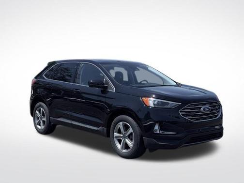 Agate Black Metallic 2022 Ford Edge SEL