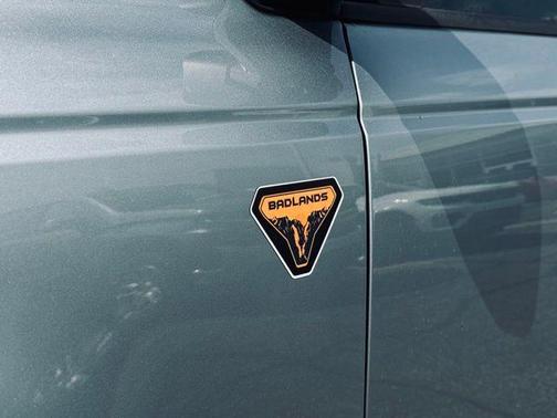 Iconic Silver Metallic 2023 Ford Bronco Badlands