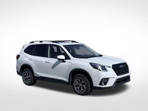 Crystal White Pearl 2023 Subaru Forester Premium