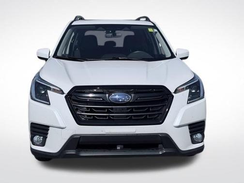 Crystal White Pearl 2023 Subaru Forester Premium