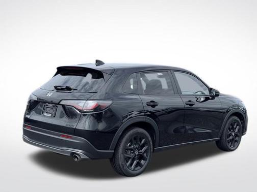 Crystal Black Pearl 2024 Honda HR-V Sport