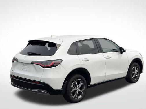 Platinum White Pearl 2023 Honda HR-V EX-L