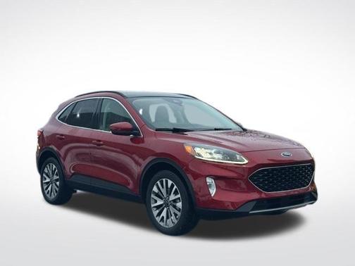 2022 Ford Escape Titanium