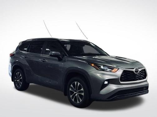 2025 Toyota Highlander 