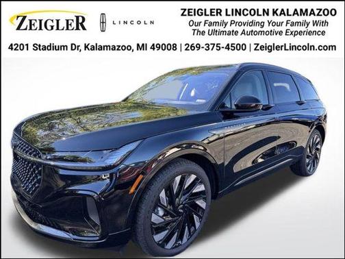 2025 Lincoln Nautilus Reserve