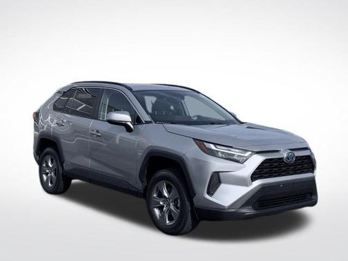 Silver Sky Metallic 2022 Toyota RAV4 Hybrid XLE