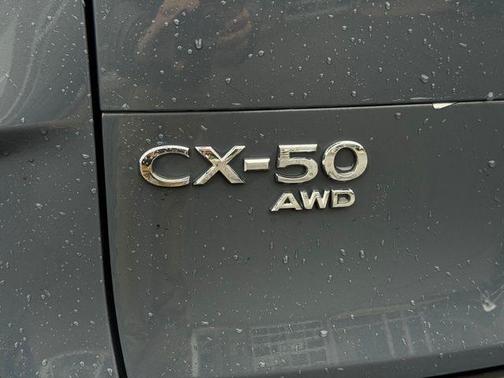 2024 Mazda CX-50 2.5 S Preferred Package