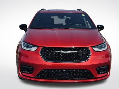 Red 2025 Chrysler Pacifica Limited