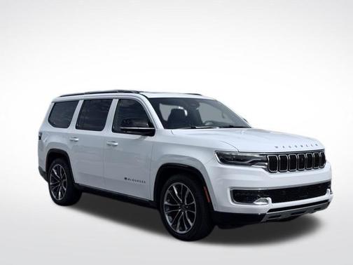 Bright White Clearcoat 2023 Jeep Wagoneer Series III
