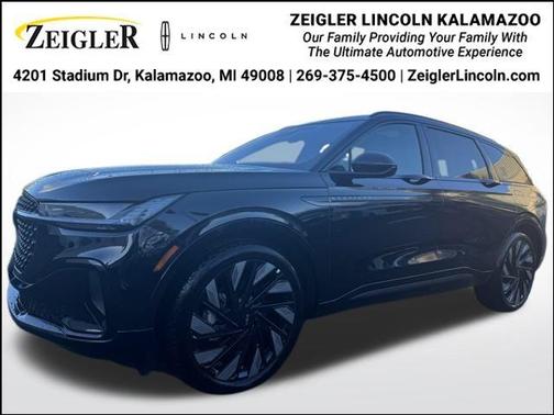 2025 Lincoln Nautilus Reserve
