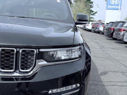 Diamond Black 2025 Jeep Grand Cherokee Limited