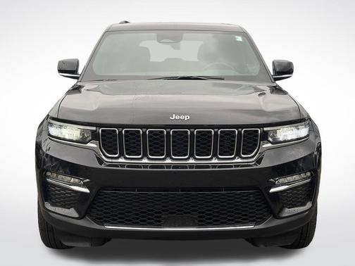 Diamond Black 2025 Jeep Grand Cherokee Limited