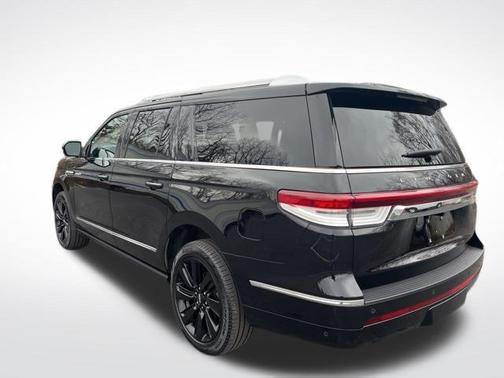 2024 Lincoln Navigator L Reserve