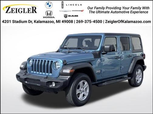 Bikini Pearlcoat 2019 Jeep Wrangler Unlimited Sport