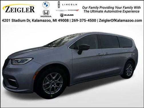 2024 Chrysler Pacifica Touring-L