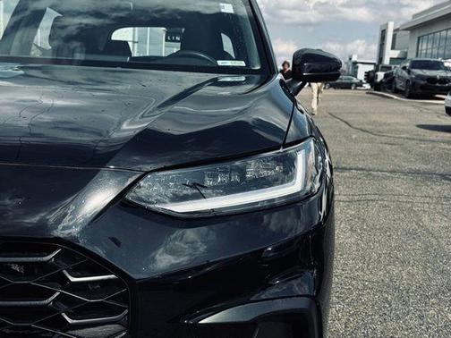 Crystal 2023 Honda HR-V LX