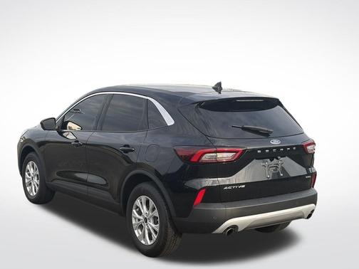 Black Metallic 2023 Ford Escape Active