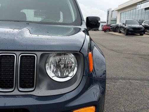 Slate Blue Pearlcoat 2022 Jeep Renegade Limited